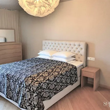Apartment Winwinstay Superior By River Daugava