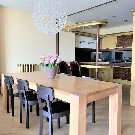 Apartment Winwinstay Superior By River Daugava
